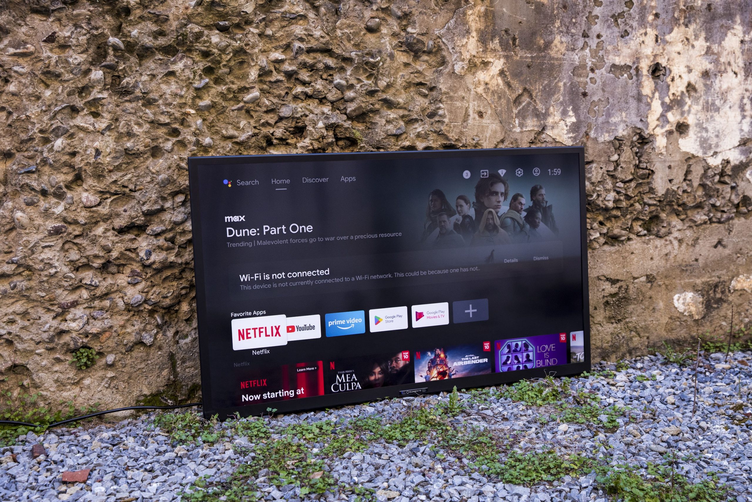 4K  UHD Outdoor Entertainment 